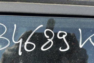Vitre avant gauche SKODA FABIA 2