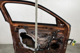 Porte avant gauche PEUGEOT 2008 2