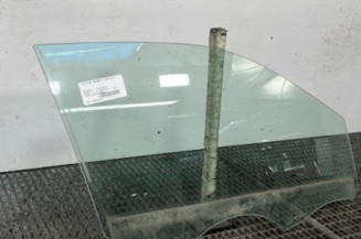 Vitre avant droit PEUGEOT 2008 2