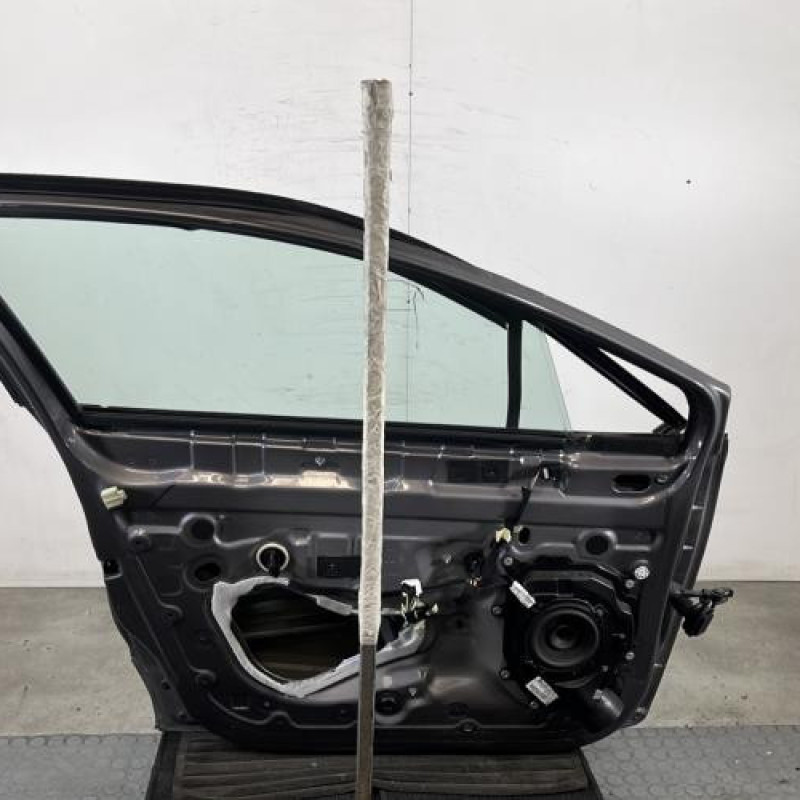 Porte avant gauche RENAULT CLIO 4 Photo n°5