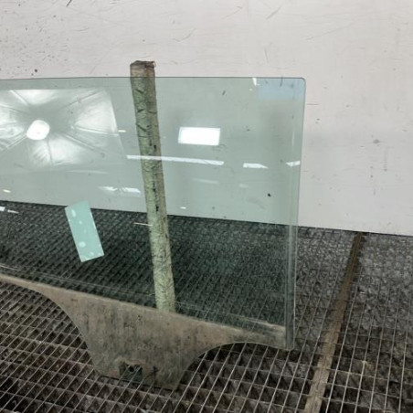 Vitre arriere droit SKODA FABIA 2