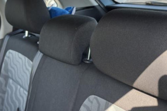 Vitre arriere droit SKODA FABIA 2
