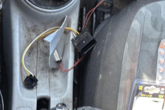 Vitre arriere droit SKODA FABIA 2