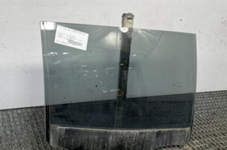Vitre arriere droit PEUGEOT 2008 2