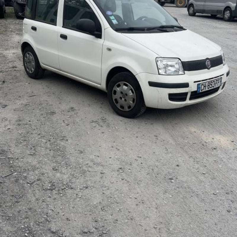Renfort pare choc avant (traverse) FIAT PANDA 2 Photo n°7