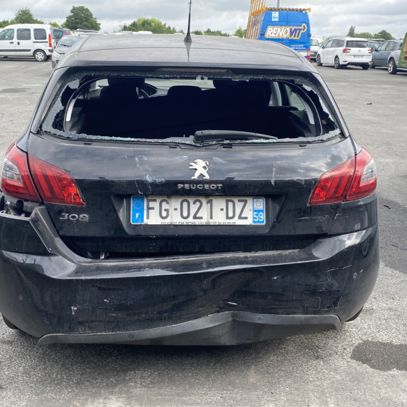PEUGEOT 308 2 PHASE 2 1.5 BLUE HDI - 16V TURBO Photo n°6