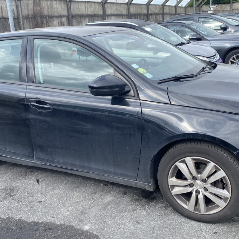 PEUGEOT 308 2 PHASE 2 1.5 BLUE HDI - 16V TURBO Photo n°8