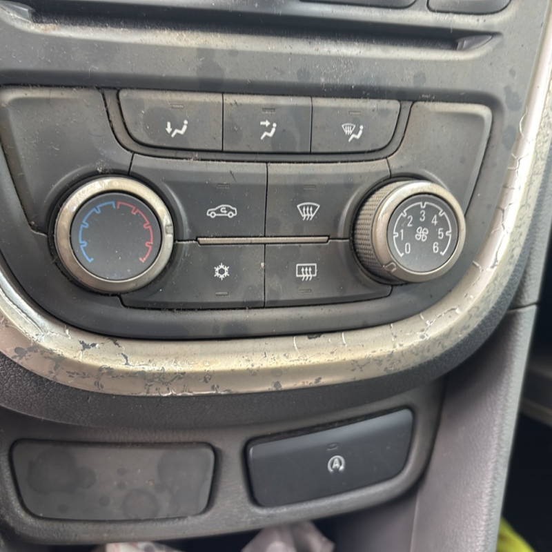 OPEL MOKKA 1 PHASE 1 1.4i - 16V TURBO Photo n°17