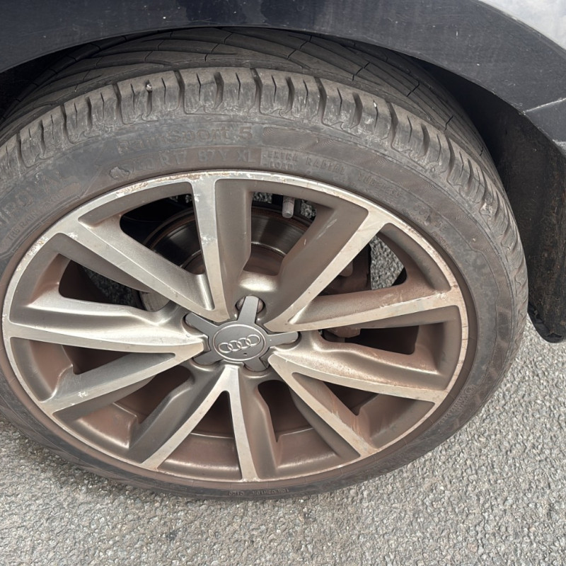 AUDI A1 1 SPORTBACK PHASE 1 1.6 TDI - 16V TURBO Photo n°24