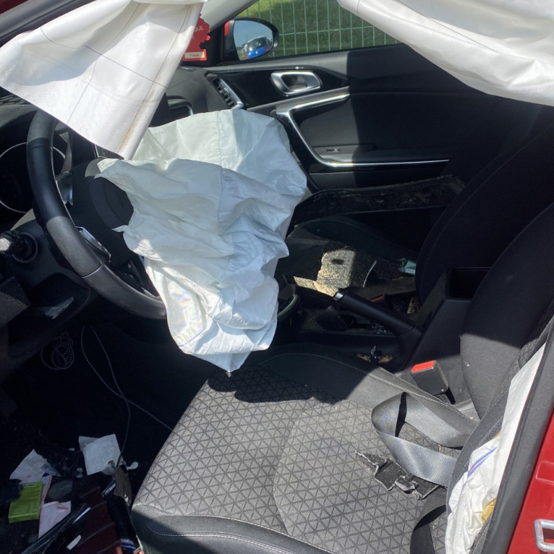 KIA CEE-D 3 SPORT WAGON PHASE 1 BREAK 1.4 GDI - 16V TURBO Photo n°7