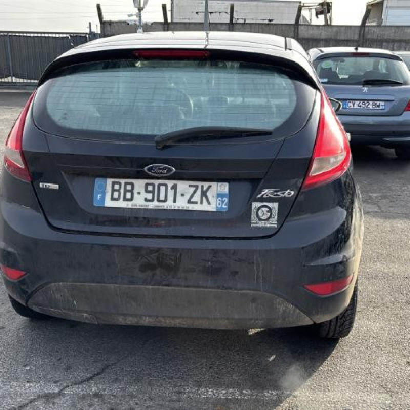 Pretensionneur de ceinture avant droit FORD FIESTA 6 Photo n°20