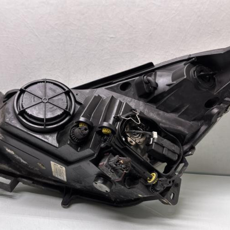 Optique avant principal droit (feux)(phare) OPEL CORSA D Photo n°5