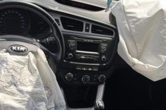 KIA CEE-D 2 PHASE 1 1.4 CRDI - 16V TURBO