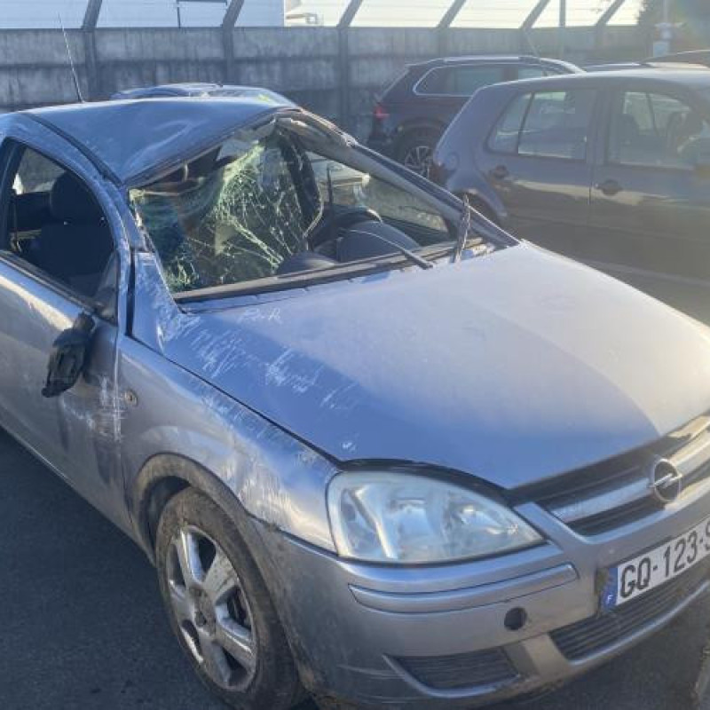 Feu arriere principal droit (feux) OPEL CORSA C Photo n°8