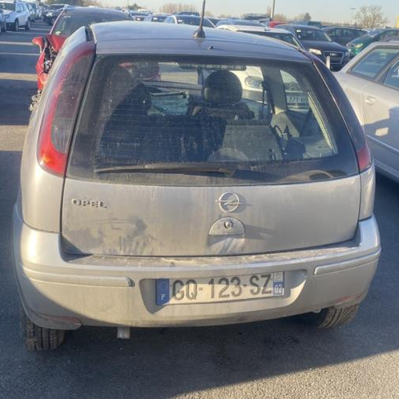 Feu arriere principal droit (feux) OPEL CORSA C Photo n°11