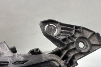 Optique avant principal gauche (feux)(phare) PEUGEOT 2008 2