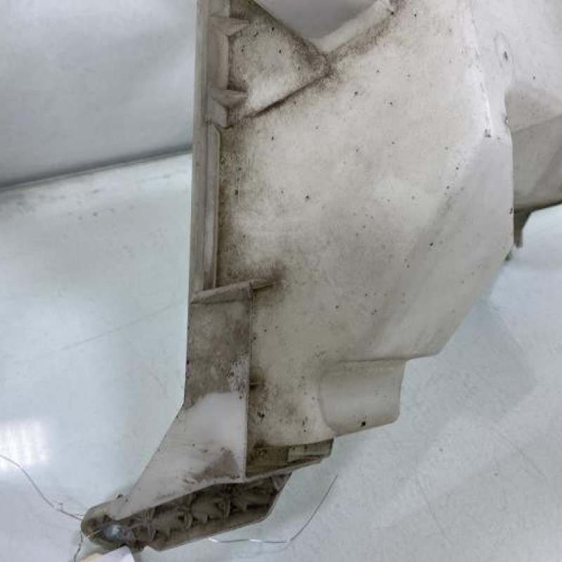 Vase de lave glace PEUGEOT 407 Photo n°3