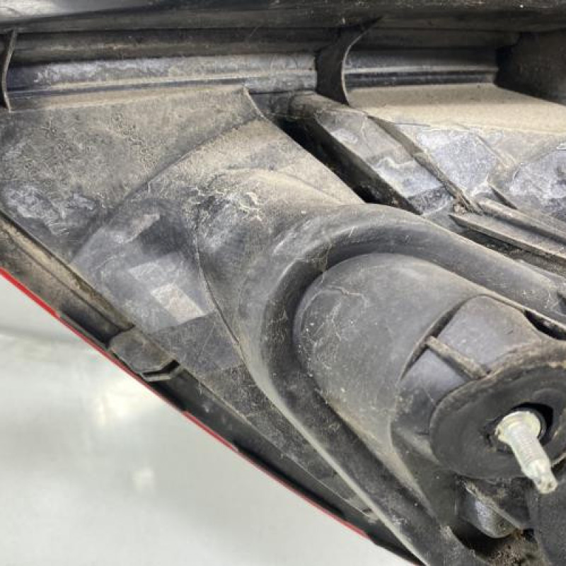 Feu arriere principal gauche (feux) OPEL CORSA D Photo n°4
