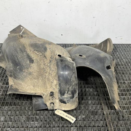Pare boue avant droit RENAULT CLIO 3