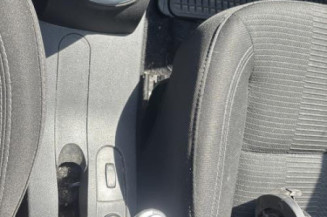 Pare boue avant gauche RENAULT CLIO 3