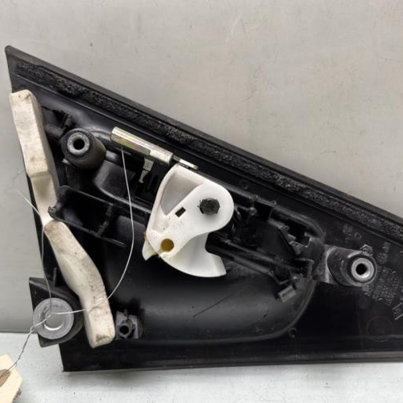 Poignee porte arriere droit RENAULT CLIO 4 Photo n°3
