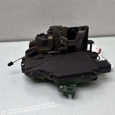 Serrure avant gauche VOLKSWAGEN GOLF 4