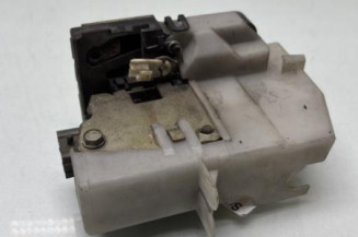Serrure arriere droit RENAULT CLIO 2