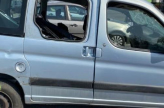 Feu arriere principal droit (feux) PEUGEOT PARTNER 1
