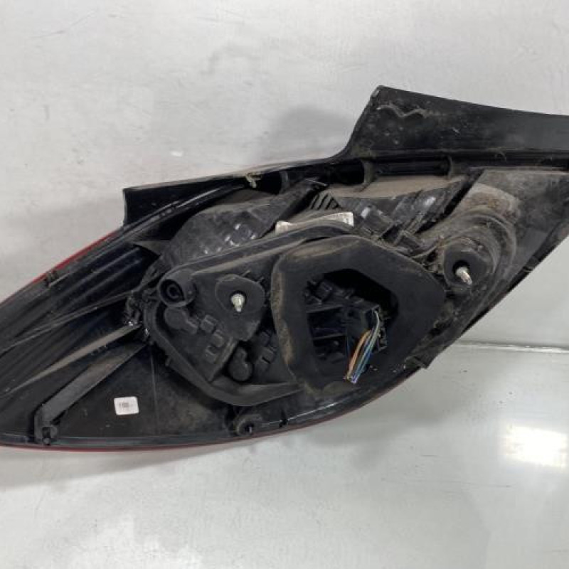 Feu arriere principal droit (feux) OPEL CORSA D Photo n°2