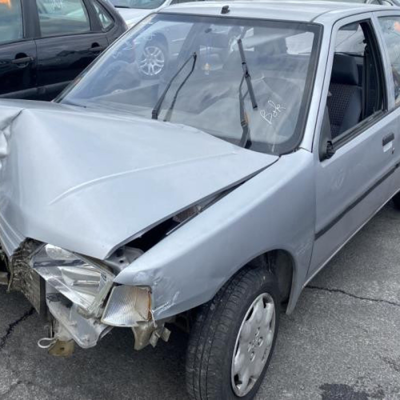 Feu arriere principal gauche (feux) PEUGEOT 106 Photo n°5
