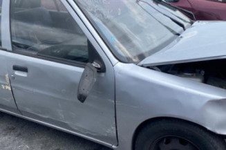 Feu arriere principal gauche (feux) PEUGEOT 106