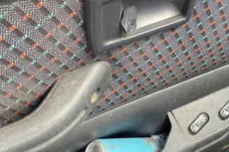Feu arriere principal gauche (feux) PEUGEOT 106
