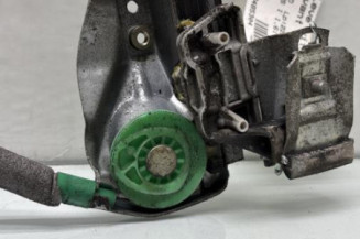 Leve vitre electrique avant droit FORD FOCUS 1