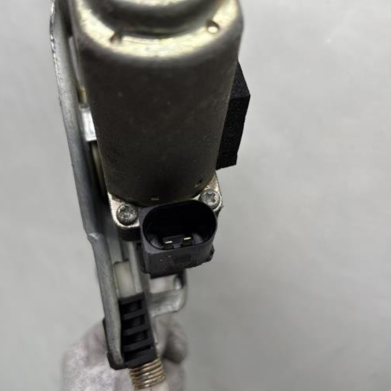 Leve vitre electrique avant droit FORD FOCUS 1 Photo n°6