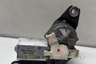 Moteur essuie glace arriere PEUGEOT 106