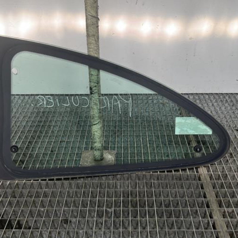 Custode arriere droit RENAULT MEGANE 1 Photo n°4