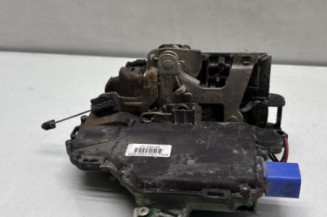Serrure arriere gauche VOLKSWAGEN POLO 4