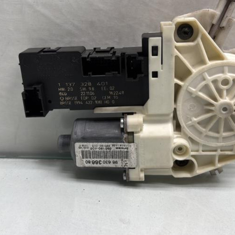 Leve vitre electrique avant gauche PEUGEOT 407 Photo n°6