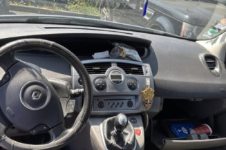 Aile avant droit RENAULT GRAND SCENIC 2