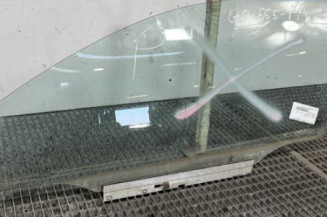 Vitre avant gauche OPEL CORSA C