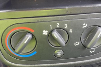 Vitre avant gauche OPEL CORSA C