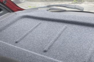 Aile avant droit DACIA SANDERO 1