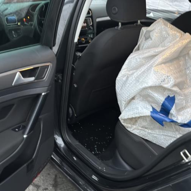 Vitre arriere gauche VOLKSWAGEN GOLF 7 Photo n°20