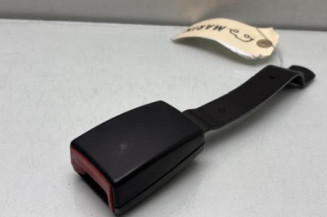 Attache ceinture avant gauche VOLKSWAGEN POLO 4 Photo n°1
