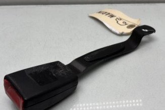 Attache ceinture avant gauche VOLKSWAGEN POLO 4