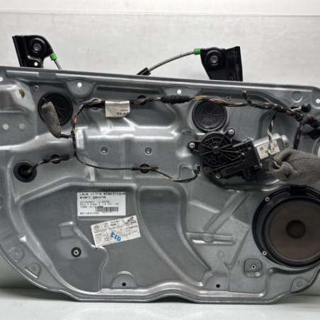 Leve vitre electrique avant gauche VOLKSWAGEN POLO 4 Photo n°1
