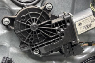 Leve vitre electrique avant gauche VOLKSWAGEN POLO 4