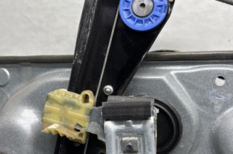 Leve vitre electrique avant gauche VOLKSWAGEN POLO 4
