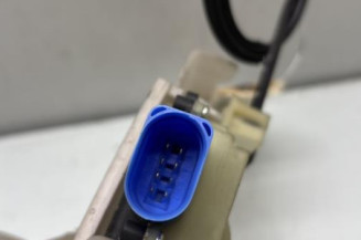 Serrure avant droit VOLKSWAGEN POLO 4