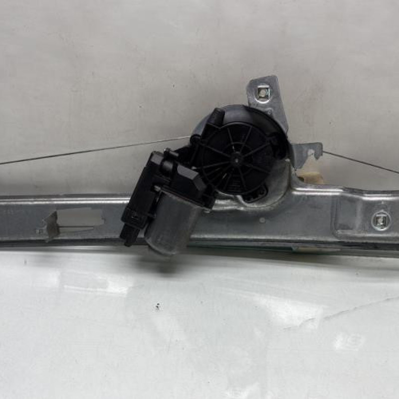Leve vitre electrique avant droit RENAULT SCENIC 2 Photo n°4